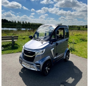 TTZ ELECTRIC 2.0  OVERDEKTE SCOOTMOBIEL 45KM PER UUR